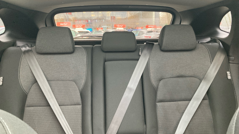 Nissan Qashqai 1.3 DiG-T MH N-Connecta 5dr Petrol Hatchback